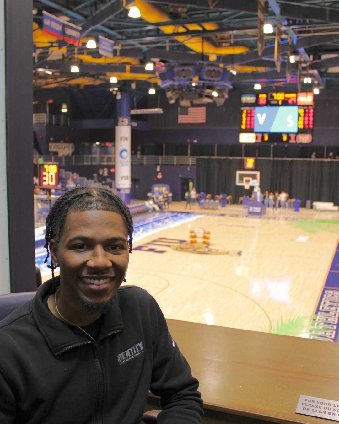 Grateful for the invite to support FIU Basketball. Always proud to show up for Panther Nation. \ud83c\udfc0\ud83d\udc3e\n\n@fiuhoops